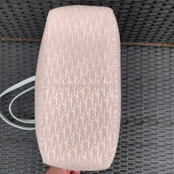 Dior Tote - Picture 8 of 14